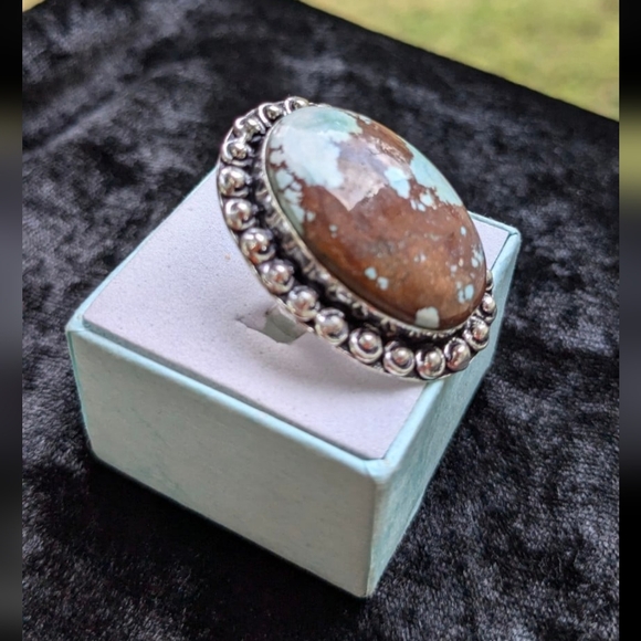 Handcrafted Oval Turquoise Ring - Picture 11 of 11